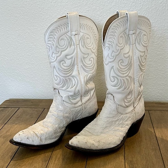 Olathe Vintage Cowgirl Boots! - Picture 4 of 16